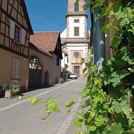 Apartament Cerise & Coquelicot *